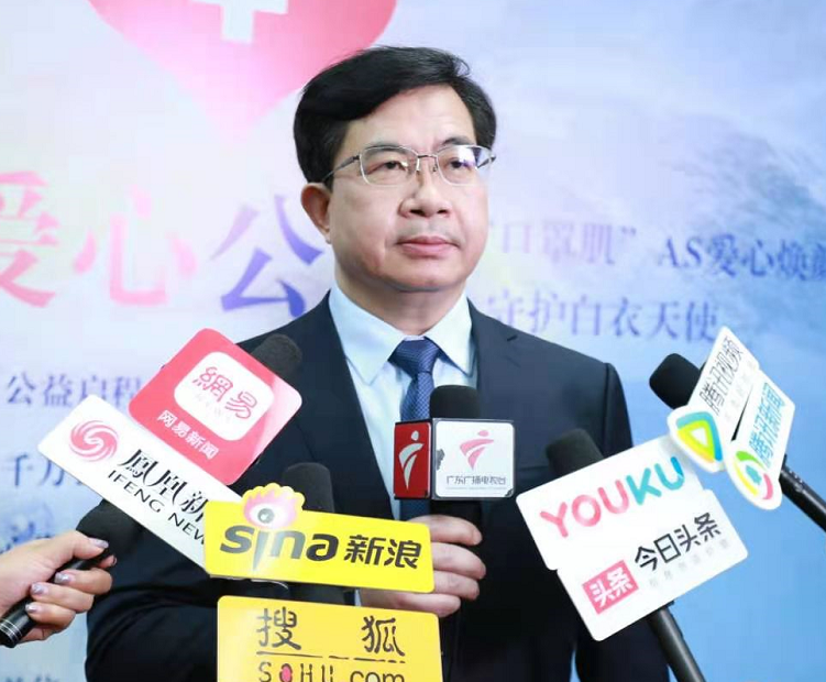 乔洛施无敏爱心公益活动